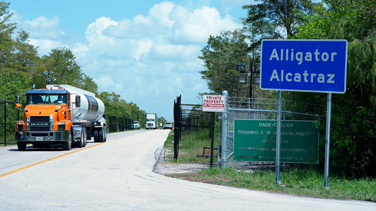dhs-moves-all-detainees-out-of-‘alligator-alcatraz’-amid-hurricane-concerns