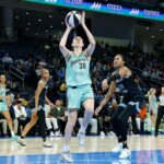 breanna-stewart-cracks-top-five-in-first-return-of-wnba-all-star-voting