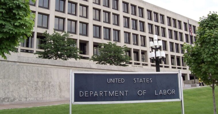 trump-administration-puts-all-50-states-and-territories-on-notice:-clean-up-unemployment-fraud-or-risk-losing-federal-funding
