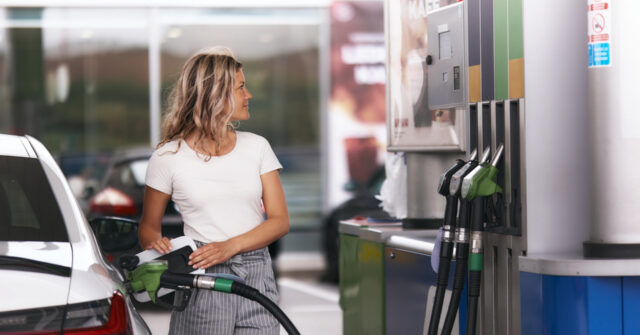 gasoline-drops-below-$4-a-gallon