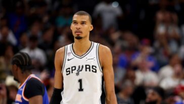 jason-whitlock:-gregg-popovich’s-‘communist’-politics-gave-spurs-star-a-‘victim’-mentality