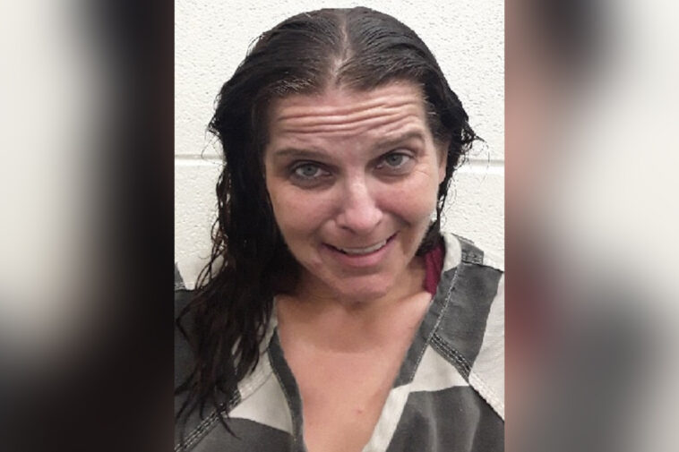 these-pants-i-am-wearing-are-not-mine,-claims-woman-caught-with-meth-in-her-pocket