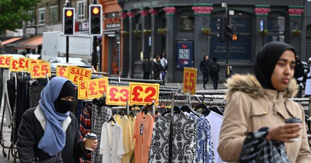 poll:-only-one-in-six-see-growth-of-islam-as-‘foundational-threat-to-uk-culture’