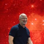 jeff-bezos-predicts-ai-will-create-labor-shortage,-not-mass-unemployment