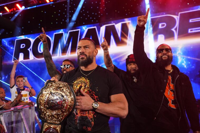 roman-reigns-may-have-plenty-of-people-fooled-as-wwe-future-blurs-the-lines-with-the-bloodline
