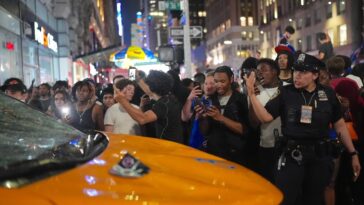 cab-driver-whose-taxi-got-smashed-by-frenzied-knicks-fans-gets-a-big-surprise