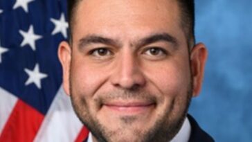 revealed:-democrat-congressman-previously-had-a-lavish-pretend-wedding-and-interesting-questions-are-emerging-regarding-his-new-fiancee-(photos)