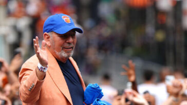 watch:-knicks-owner-james-dolan-has-no-interest-in-photo-op-with-mamdani