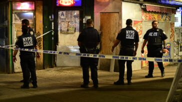 two-men-fatally-shot-outside-nyc-subway-station