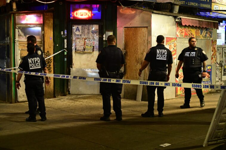 two-men-fatally-shot-outside-nyc-subway-station