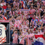 usmnt-jerseys,-world-cup-packages-given-to-passengers-on-flight