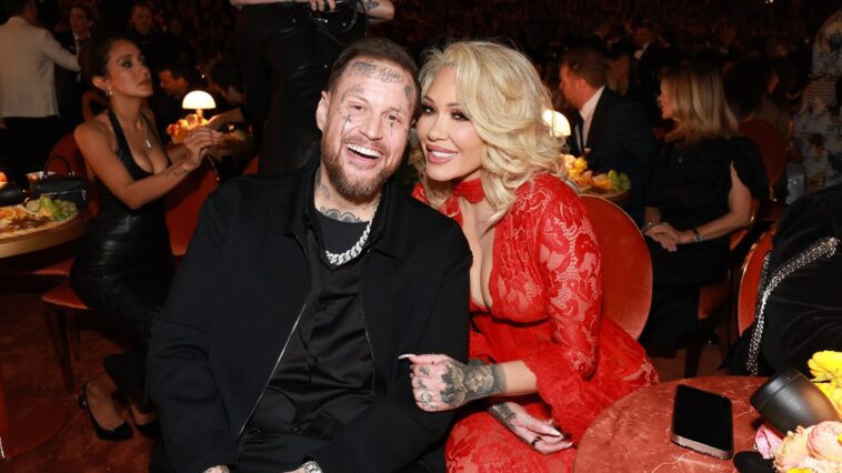 jelly-roll,-bunnie-xo-‘still-having-a-baby-together’-despite-divorce:-everything-we-know-about-the-split