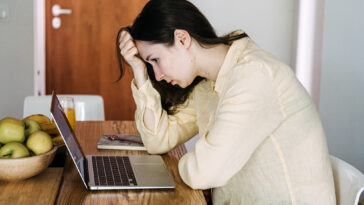 remote-workers-more-likely-to-get-laid-off-than-replaced-by-ai-—-and-also-face-more-mental-distress,-data-shows