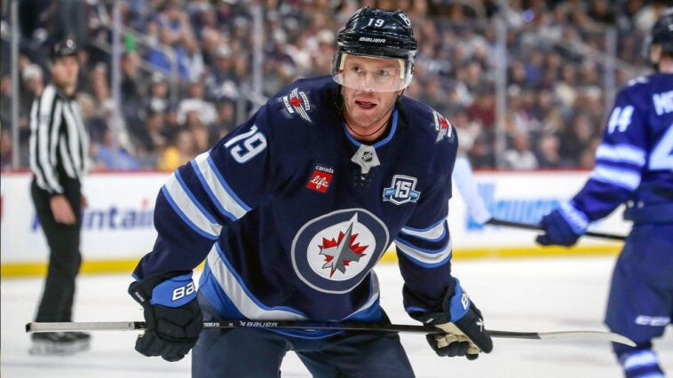 nhl-star-jonathan-toews-announces-retirement-after-16-year-career-and-three-stanley-cups