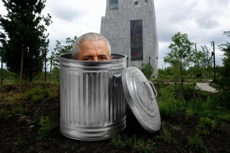 what-obama’s-giant-trash-bin-says-about-his-legacy