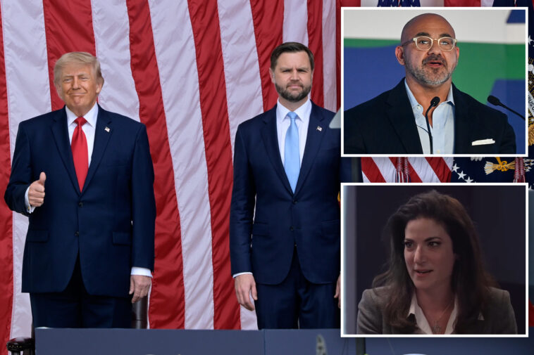 white-house-turns-on-maga-allies-as-iran-deal-sparks-conservative-revolt