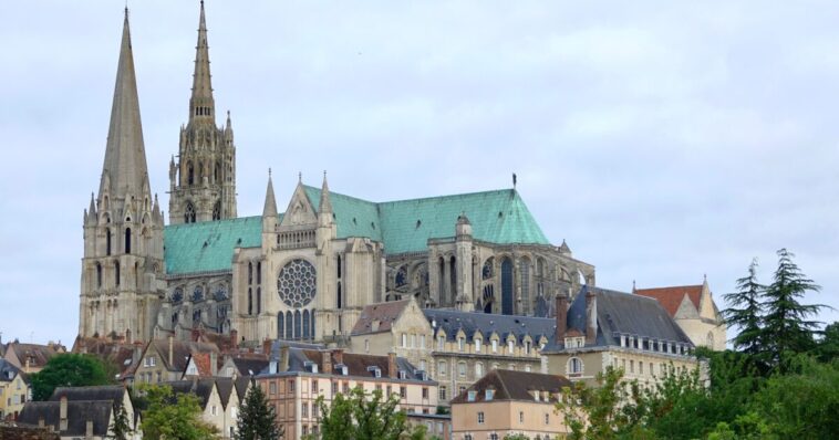 archaeologists-discover-mysteriously-marked-ancient-artifacts-under-notre-dame-cathedral-in-‘dig-of-the-century’