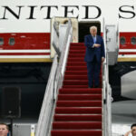 trump-unveils-new-air-force-one-a-day-after-presidential-plane-of-36-years-makes-final-voyage