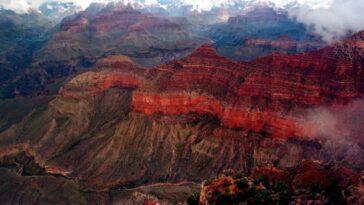 3-hikers-die-of-suspected-heat-related-illness-during-rising-temperatures-at-grand-canyon