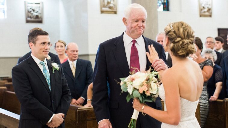 bride-is-walked-down-wedding-aisle-by-man-who-received-her-late-father’s-heart