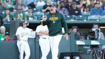 hot-mic-catches-heated-argument-between-mlb-manager-and-umpire-after-controversial-ejection