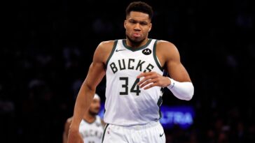 the-potential-holdup-in-celtics-acquiring-giannis-antetokounmpo