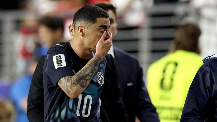 paraguay’s-miguel-almiron-becomes-first-player-ejected-under-fifa’s-new-mouth-covering-rule-at-world-cup