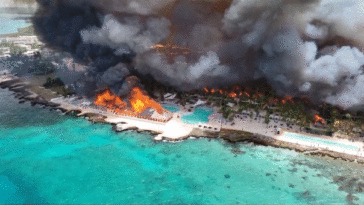at-least-one-tourist-dead-after-massive-fire-nearly-destroys-caribbean-resort,-1,690-evacuated