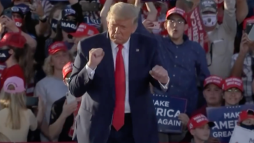 epic!-trump-posts-new-polls-asking:-“dumocrat-or-dumbocrat?”-and-whether-ice-should-be-changed-to-“nice”-–-“will-totally-discombobulate-crooked,-dishonest,-and-unpatriotic-reporters-and-journalists.-they-will-go-totally-crazy!”