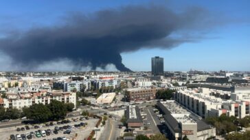 state-of-emergency-warning-rocks-la-as-warehouse-fire-spews-dangerous-smoke-across-city