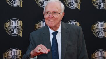 gene-bess,-all-time-winningest-college-basketball-coach,-dead-at-91