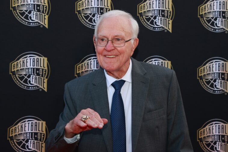gene-bess,-all-time-winningest-college-basketball-coach,-dead-at-91