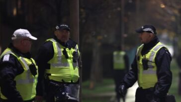 police-arrest-‘white-scottish-man’-after-multiple-stabbings-near-mosque-in-edinburgh
