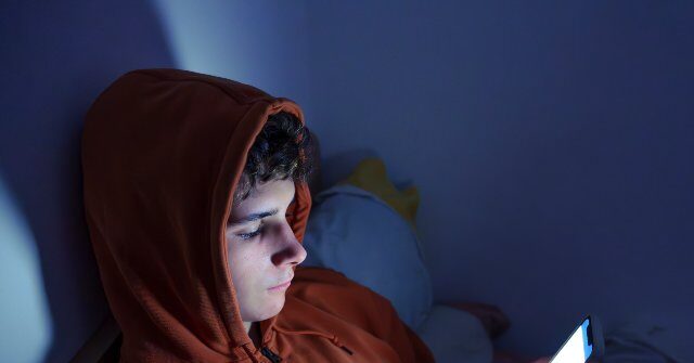 federal-appeals-court-allows-ohio-to-enforce-social-media-law-requiring-parental-consent-for-minors