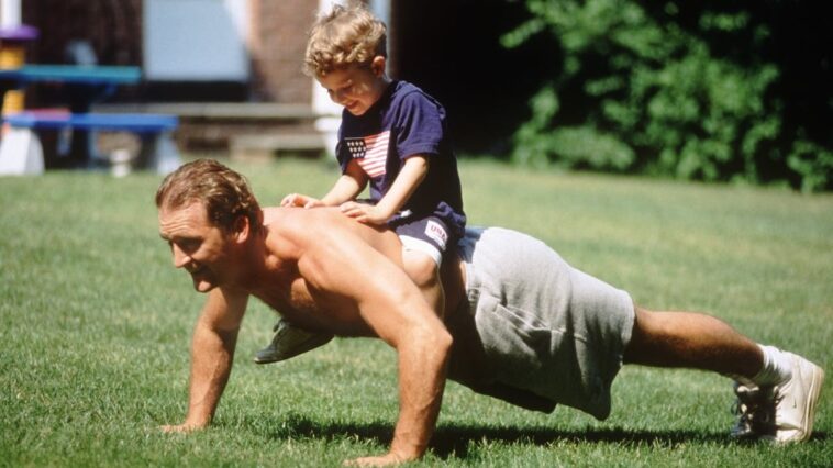 the-surprising-gift-strong-fathers-give-their-kids