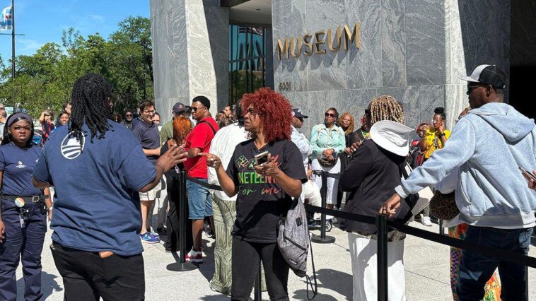 obama-center-visitors-say-project-symbolic-of-‘black-excellence,’-claim-scandal-free-legacy-while-trump-ripped