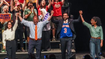 nyc-voters-are-fed-up-with-the-democratic-party-and-want-to-clean-house,-stinging-new-poll-says