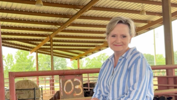 american-tributes-–-cindy-hyde-smith:-we-can-worship,-pursue-what-we-want-in-america