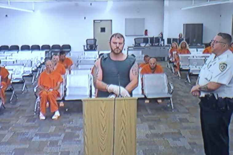 florida-man-with-top-military-security-clearance-allegedly-confessed-to-stabbing-partner-to-death-on-911-call