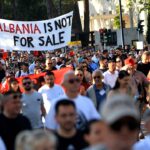 albanian-protesters-flood-streets-demanding-prime-minister’s-resignation-amid-corruption-accusations