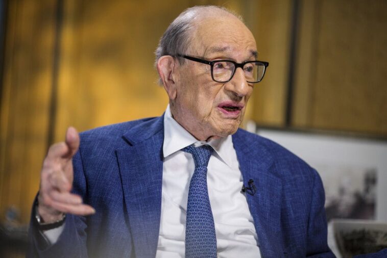 former-fed-chair-alan-greenspan-dies-at-100