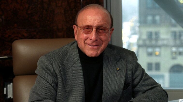 clive-davis,-music-icon-who-signed-whitney-houston-and-carrie-underwood,-dead-at-94