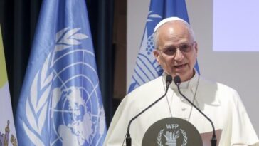 pope-leo-xiv-to-world-food-program:-fighting-hunger-helps-stop-‘forced-migration’