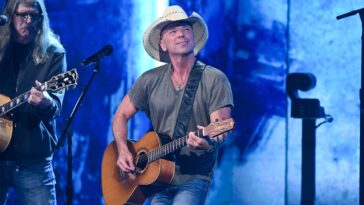 kenny-chesney-tells-bill-maher-the-key-reason-he-refuses-to-tell-his-listeners-how-to-vote