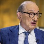 how-alan-greenspan-built-and-unleashed-the-massive,-modern-federal-reserve