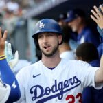 dodgers’-kyle-tucker-removed-from-game-with-back-spasms