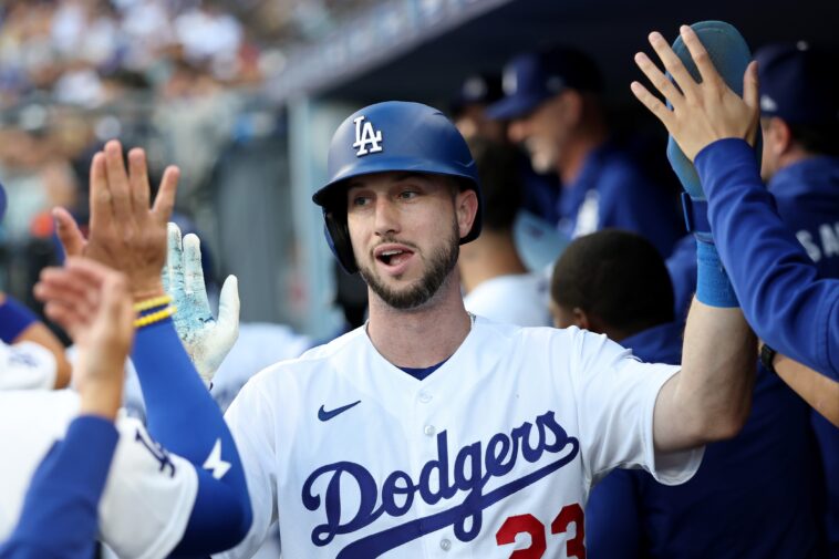 dodgers’-kyle-tucker-removed-from-game-with-back-spasms