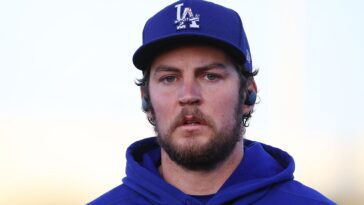 former-cy-young-winner-trevor-bauer-heads-back-to-mexico-as-mlb-continues-to-shut-him-out