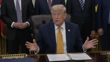 trump-blasts-outgoing-uk-prime-minister-keir-starmer,-says-he-“really-hurt-himself”-on-immigration-and-energy-“this-was-not-winston-churchill-we’re-dealing-with”