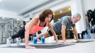 want-to-age-better?-researchers-say-4-minute-routine-may-help-prevent-dangerous-falls